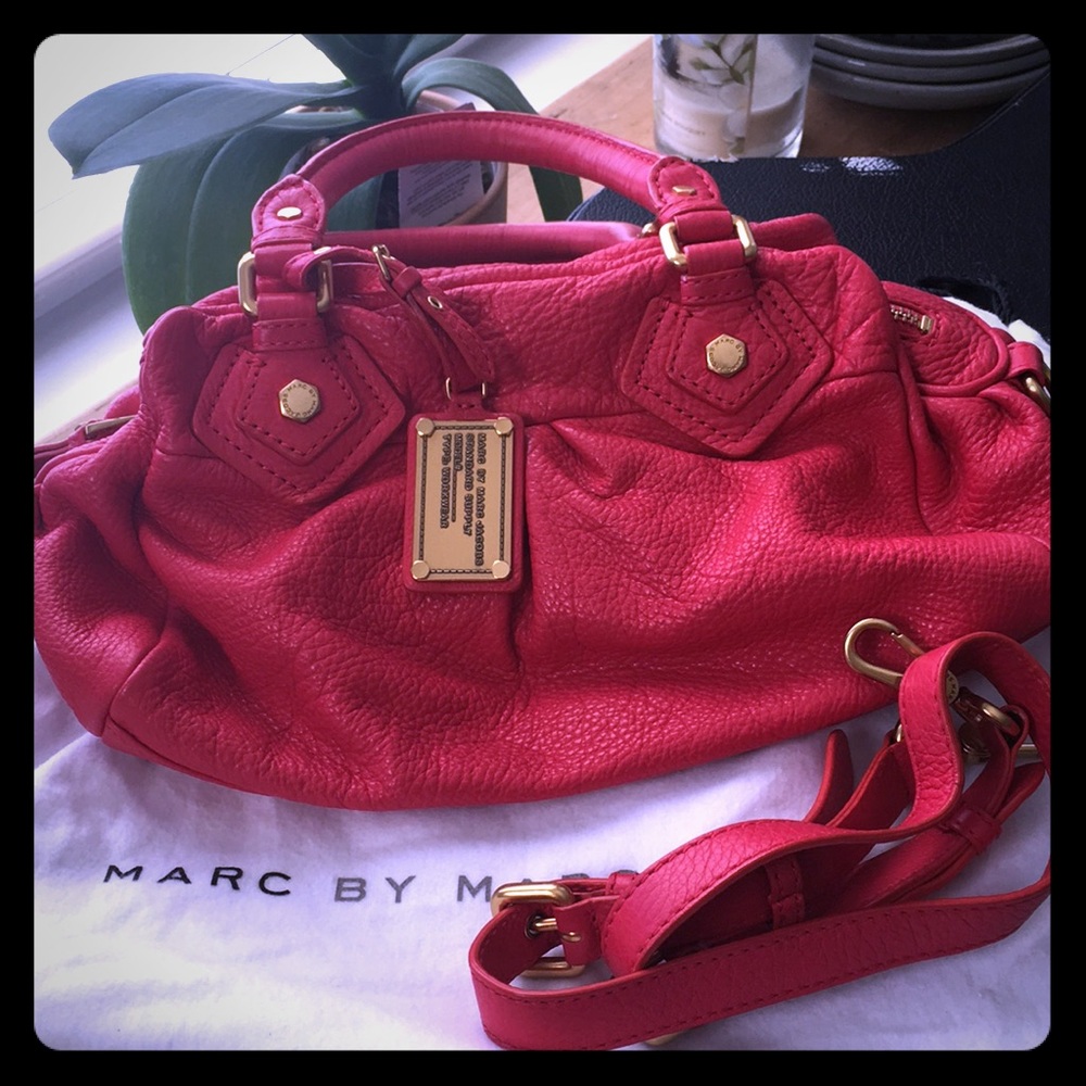 Marc by Marc Jacob Baby Q satchel